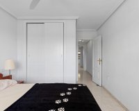 Resale - Apartment - Orihuela Costa - Campoamor