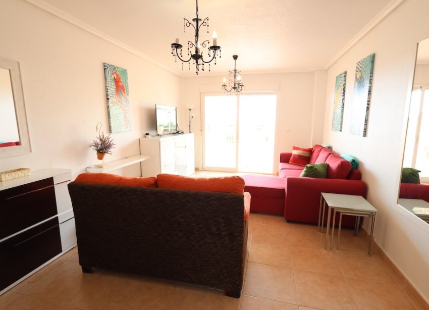 Resale - Apartment - Orihuela Costa - Campoamor