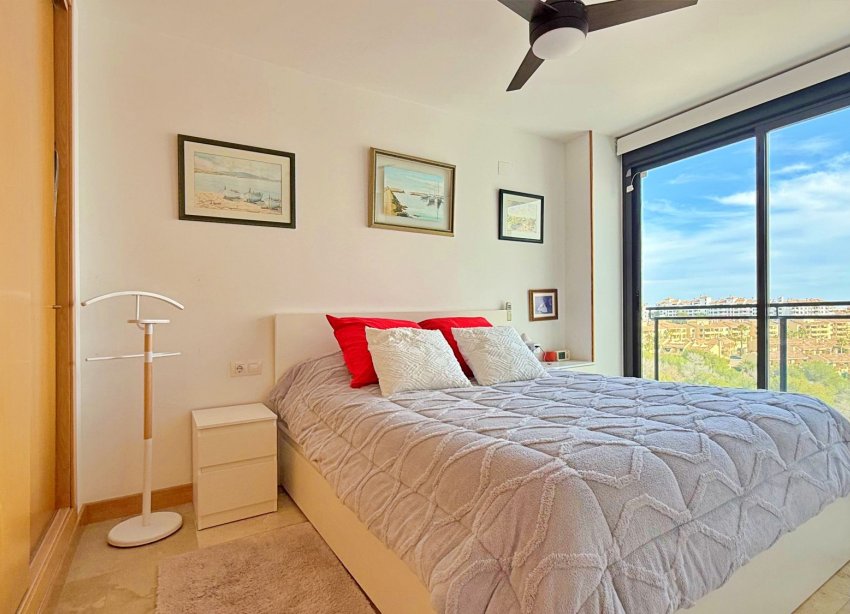 Resale - Apartment - Orihuela Costa - Campoamor