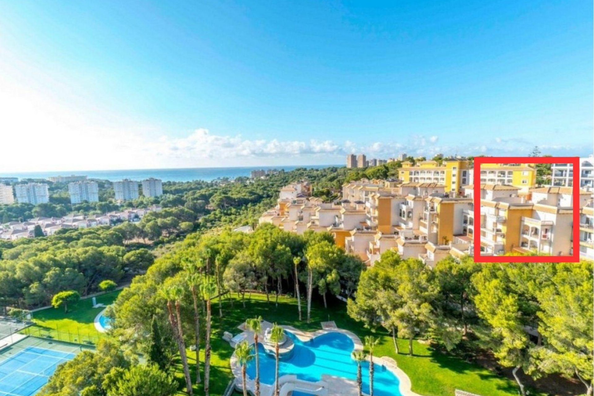 Resale - Apartment - Orihuela Costa - Campoamor