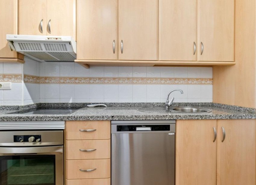 Resale - Apartment - Orihuela Costa - Campoamor