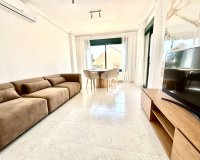 Resale - Apartment - Orihuela Costa - Campoamor