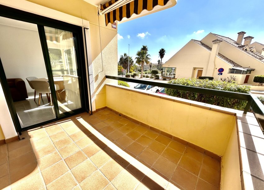 Resale - Apartment - Orihuela Costa - Campoamor