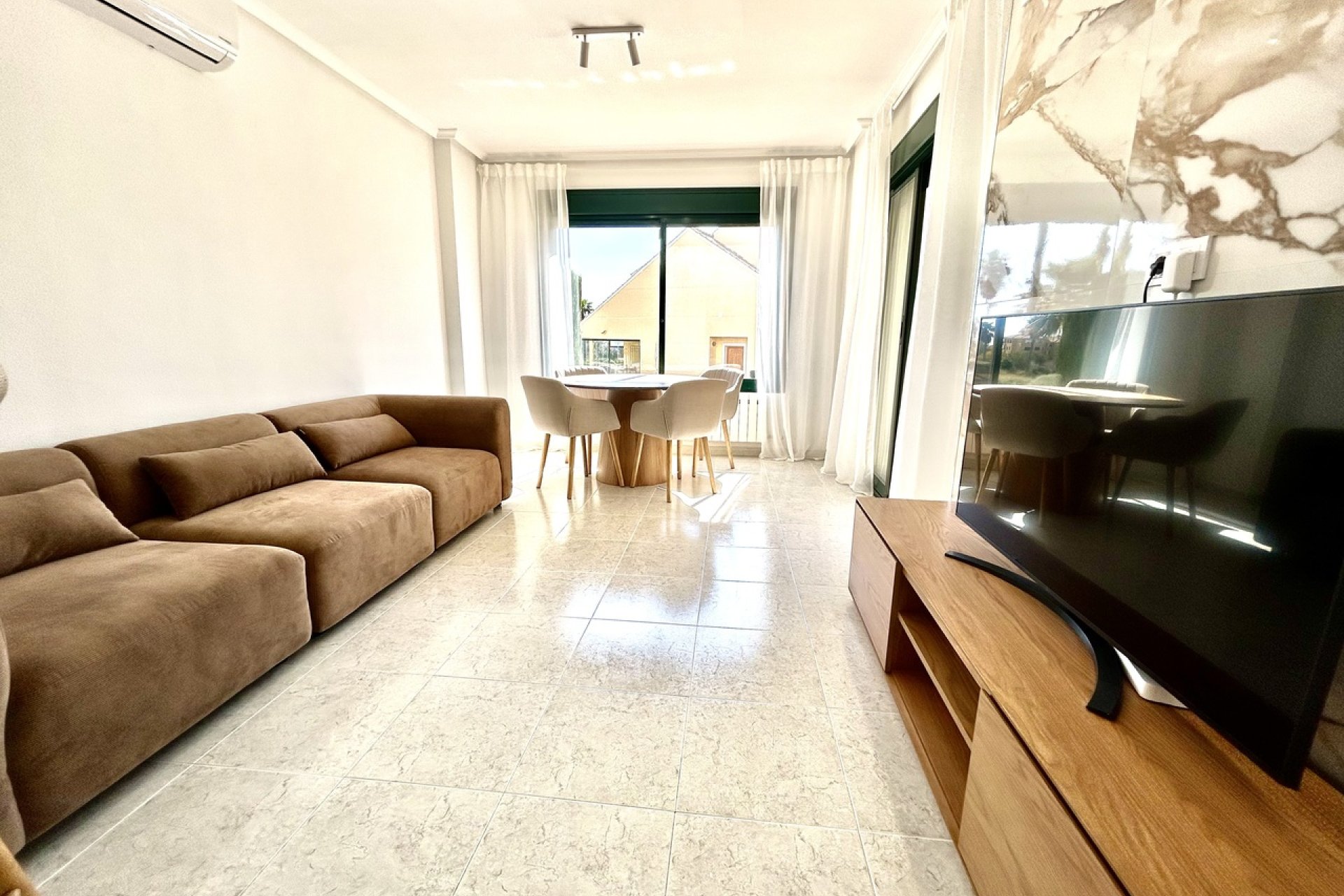 Resale - Apartment - Orihuela Costa - Campoamor