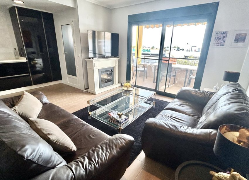 Resale - Apartment - Orihuela Costa - Campoamor