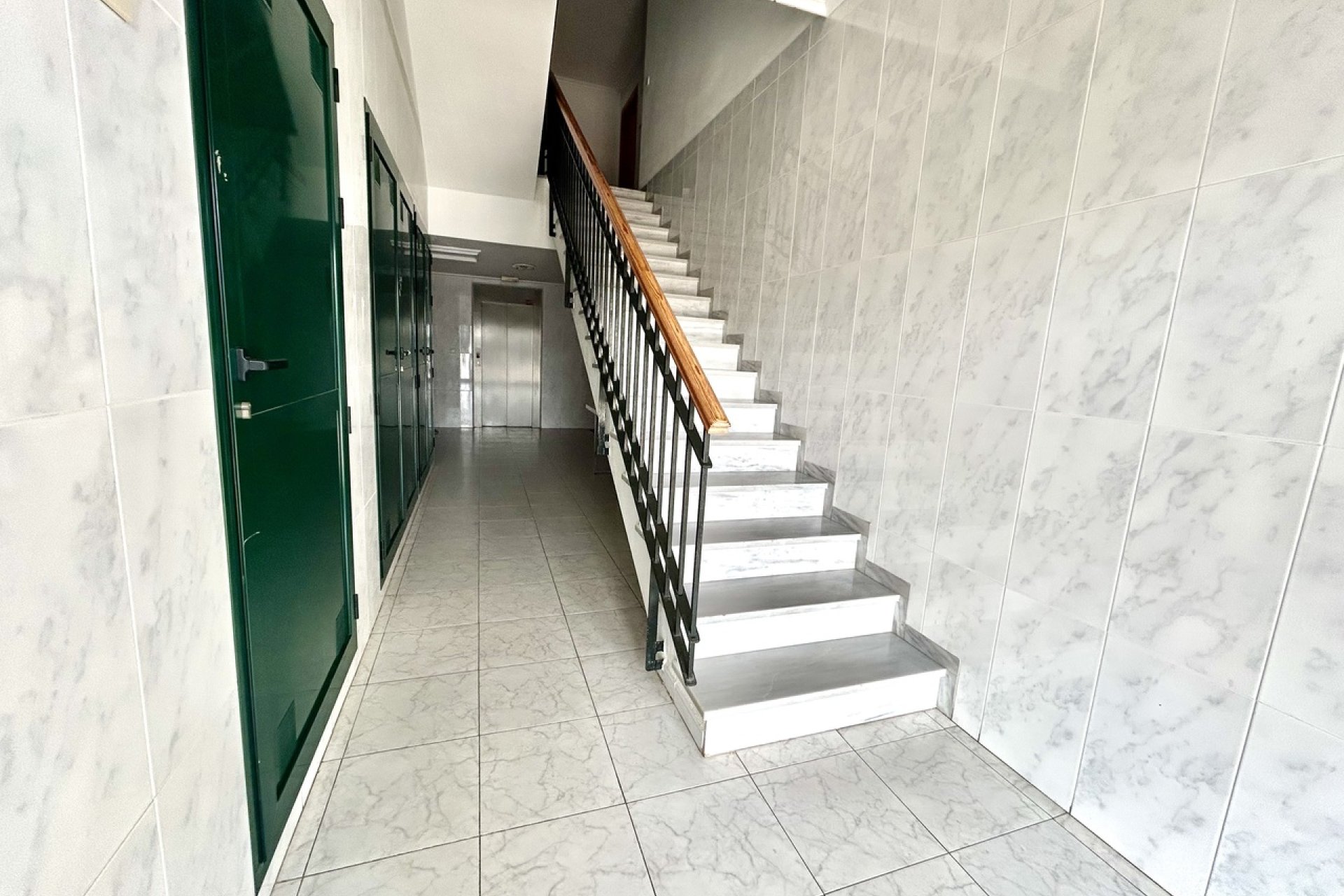 Resale - Apartment - Orihuela Costa - Campoamor