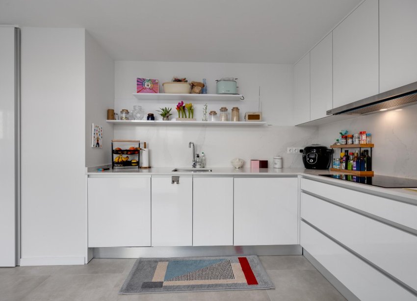 Resale - Apartment - Orihuela Costa - Campoamor