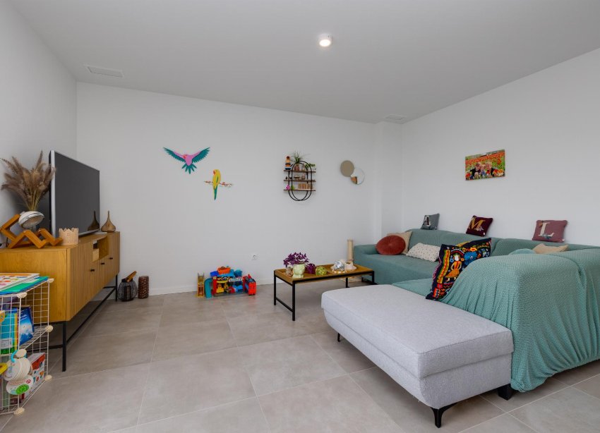 Resale - Apartment - Orihuela Costa - Campoamor