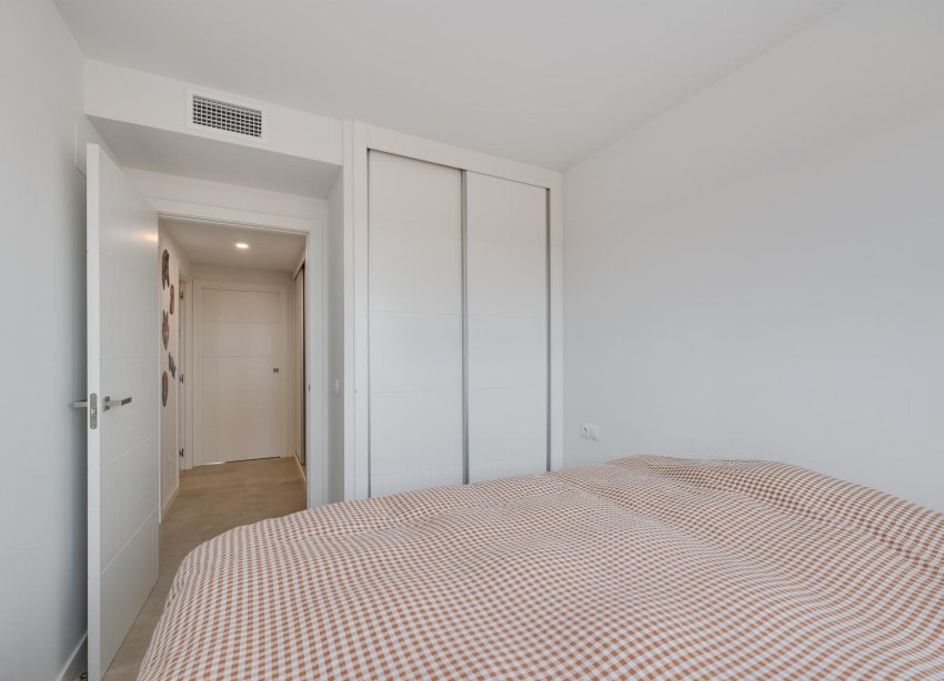 Resale - Apartment - Orihuela Costa - Campoamor