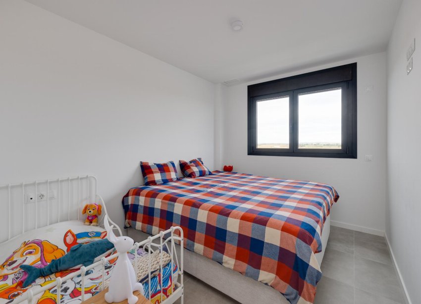 Resale - Apartment - Orihuela Costa - Campoamor