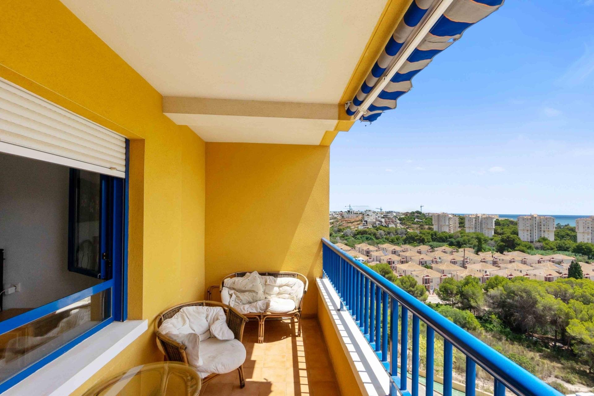 Resale - Apartment - Orihuela Costa - Campoamor