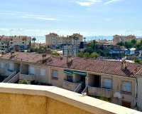 Resale - Apartment - Orihuela Costa - Campoamor