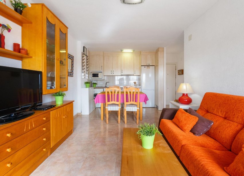 Resale - Apartment - Orihuela Costa - Campoamor