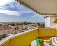 Resale - Apartment - Orihuela Costa - Campoamor