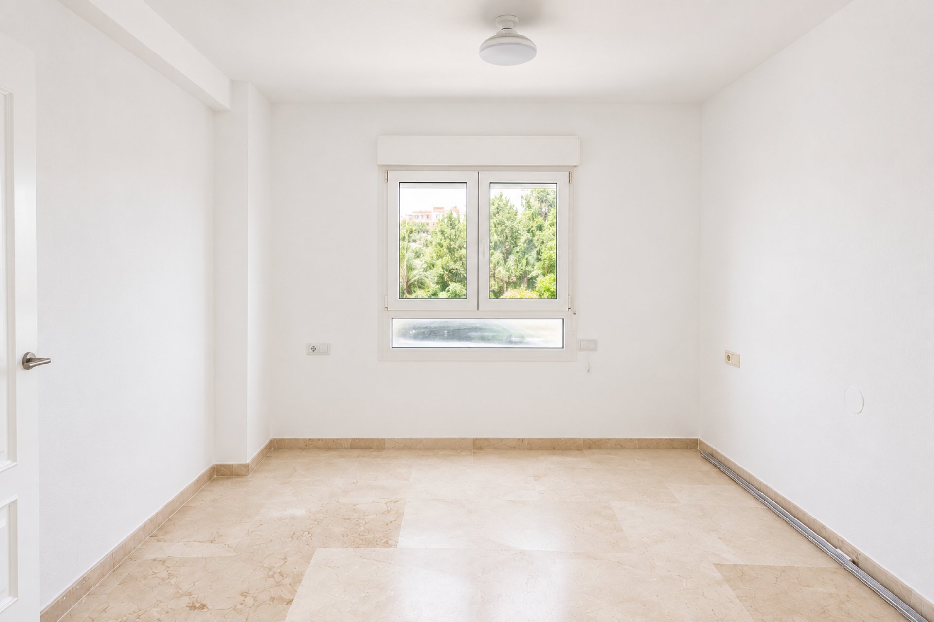 Resale - Apartment - Orihuela Costa - Campoamor