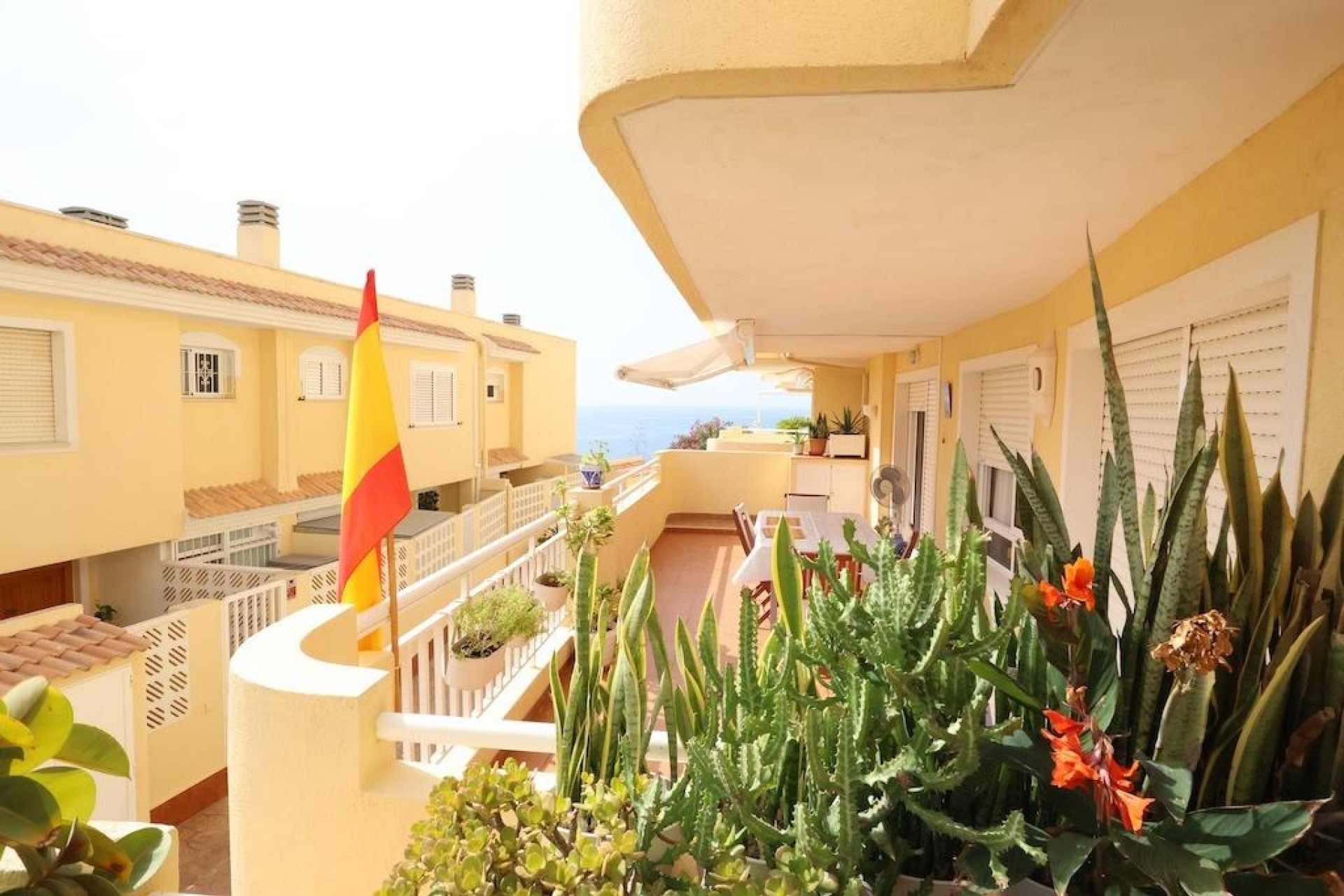 Resale - Apartment - Orihuela Costa - Campoamor