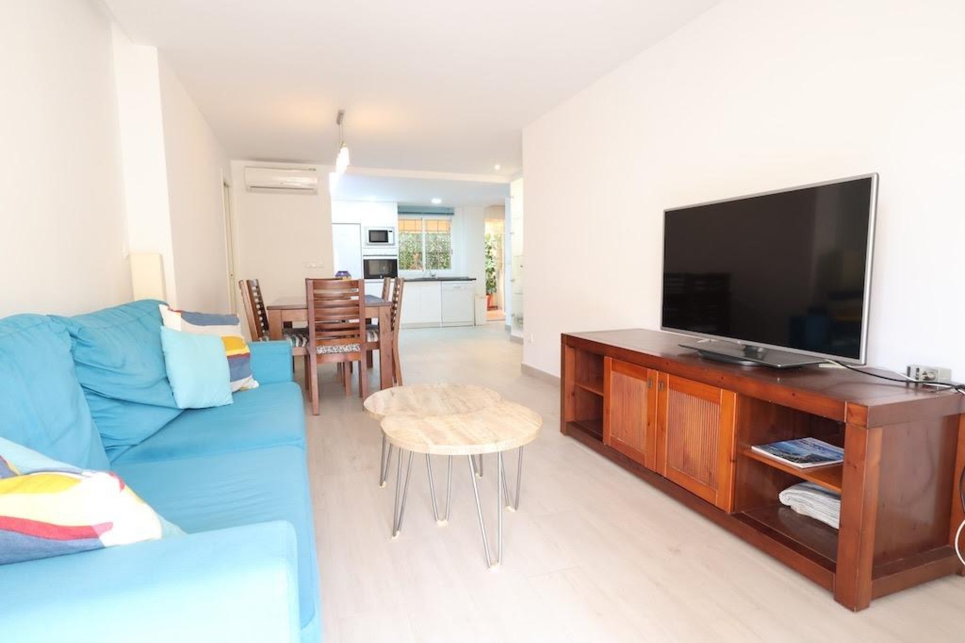 Resale - Apartment - Orihuela Costa - Campoamor