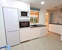 Resale - Apartment - Orihuela Costa - Campoamor