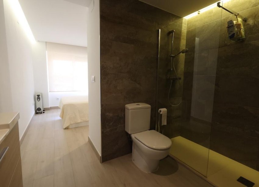 Resale - Apartment - Orihuela Costa - Campoamor