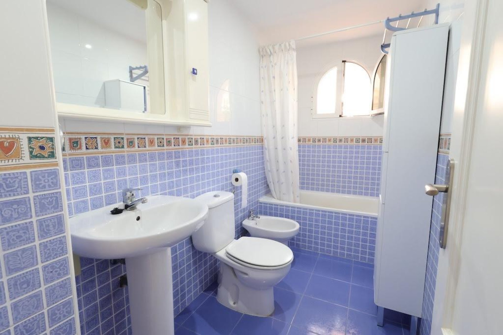 Resale - Apartment - Orihuela Costa - Campoamor