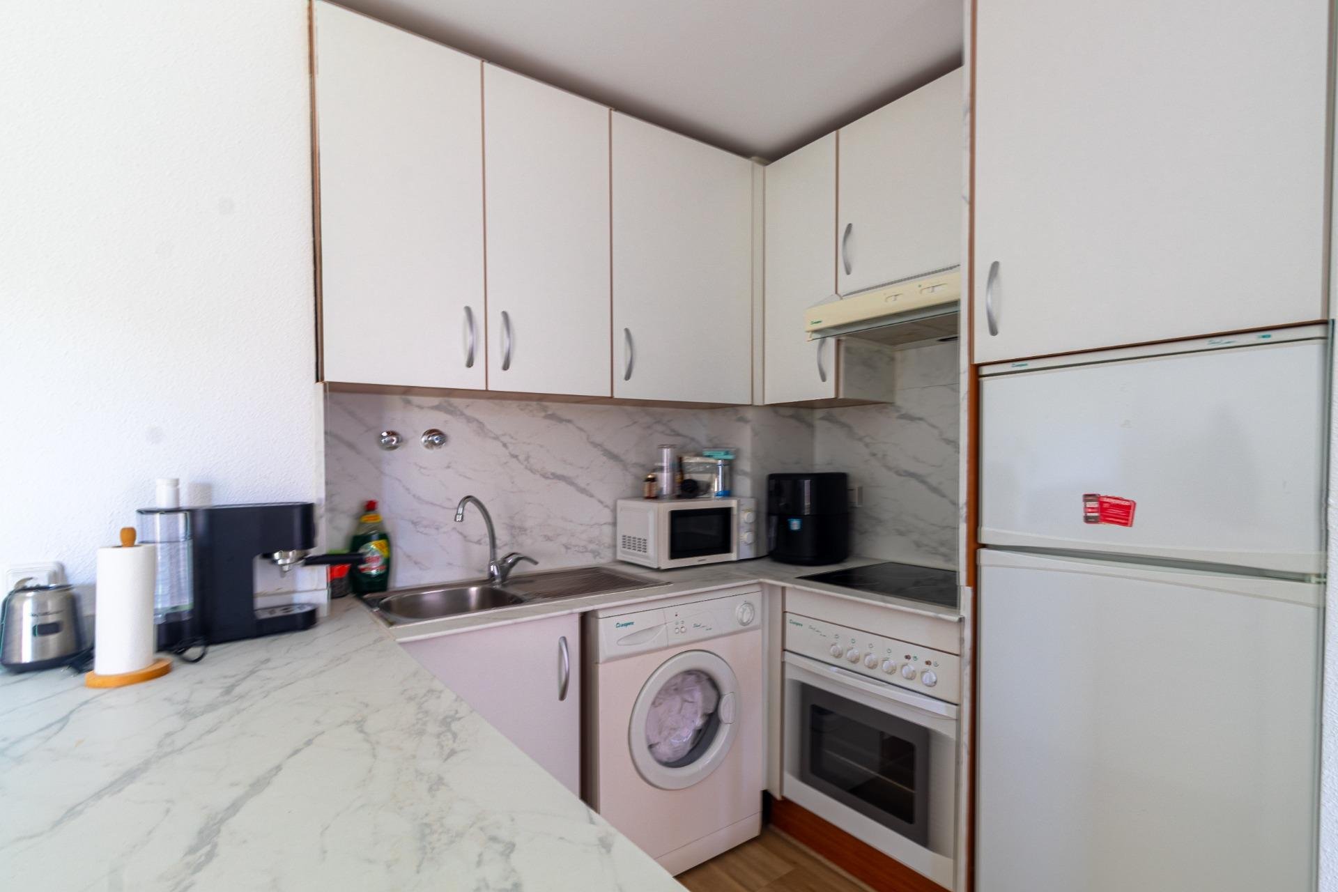 Resale - Apartment - Orihuela Costa - Campoamor