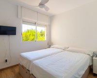 Resale - Apartment - Orihuela Costa - Campoamor