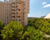 Resale - Apartment - Orihuela Costa - Campoamor