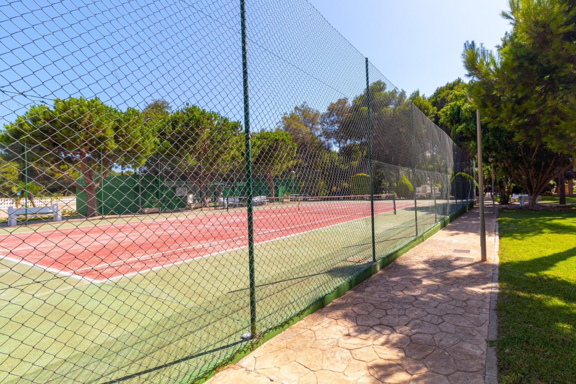 Resale - Apartment - Orihuela Costa - Campoamor