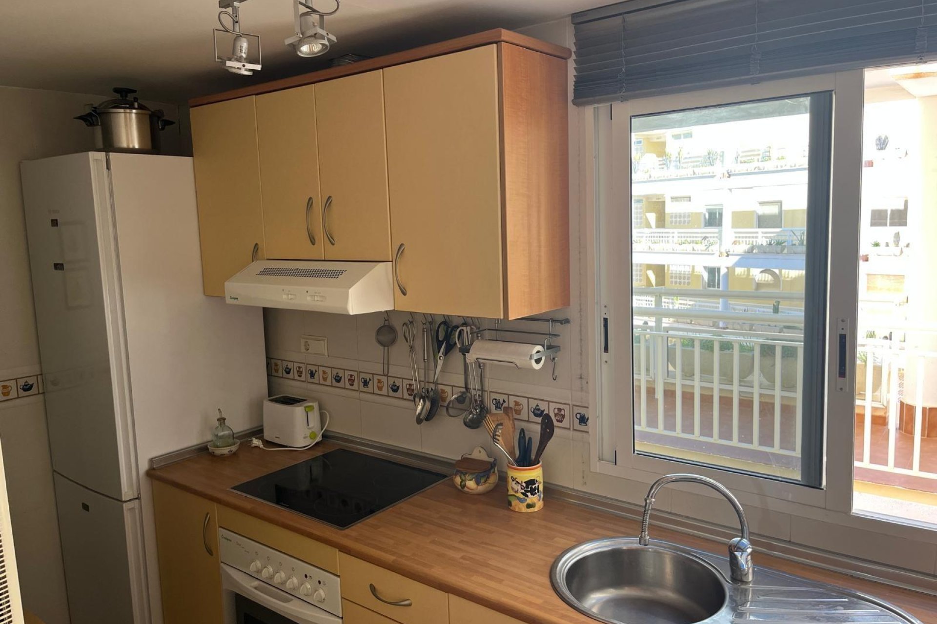 Resale - Apartment - Orihuela Costa - Campoamor