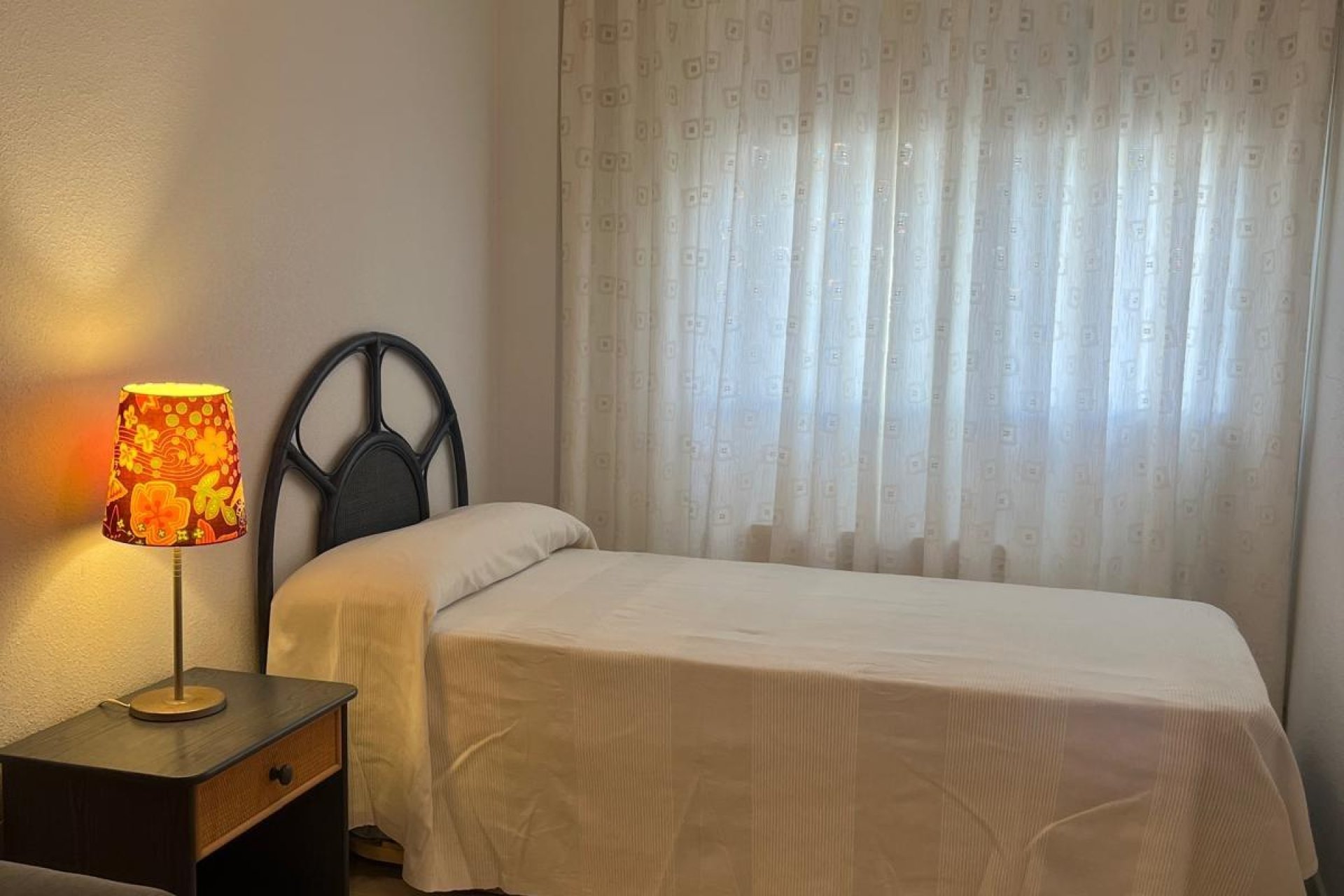 Resale - Apartment - Orihuela Costa - Campoamor