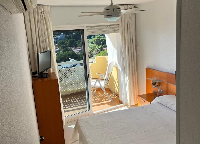 Resale - Apartment - Orihuela Costa - Campoamor