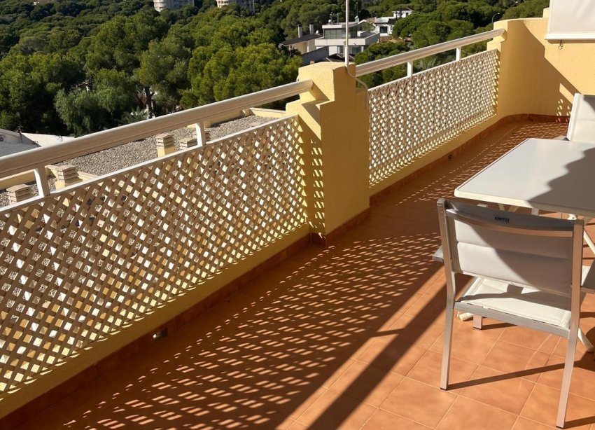 Resale - Apartment - Orihuela Costa - Campoamor