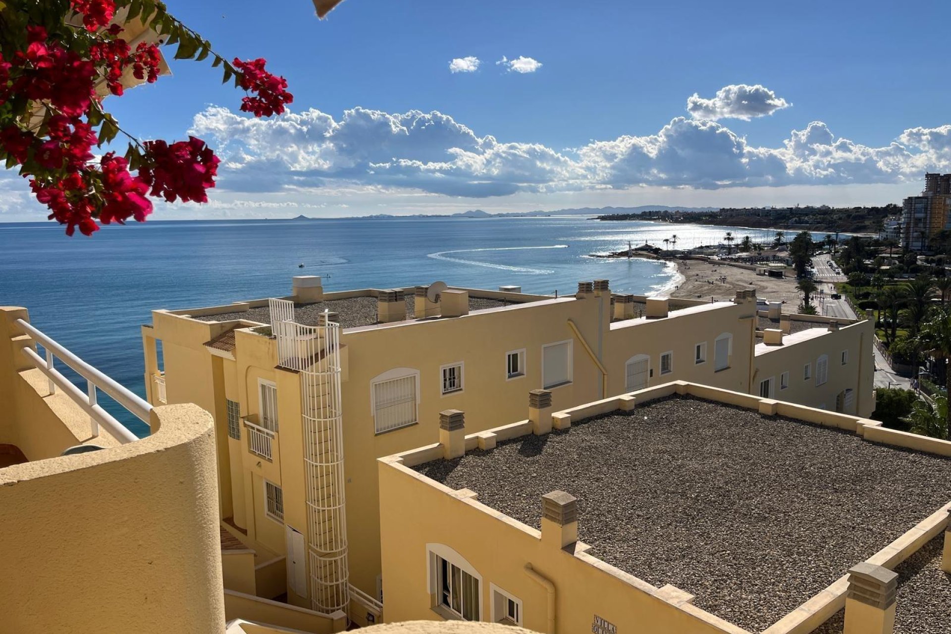 Resale - Apartment - Orihuela Costa - Campoamor