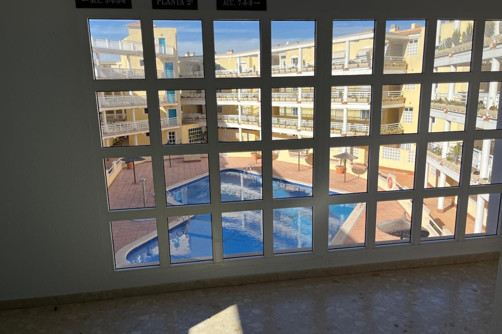 Resale - Apartment - Orihuela Costa - Campoamor