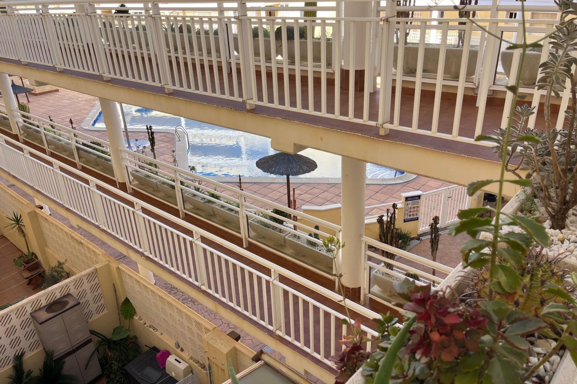 Resale - Apartment - Orihuela Costa - Campoamor