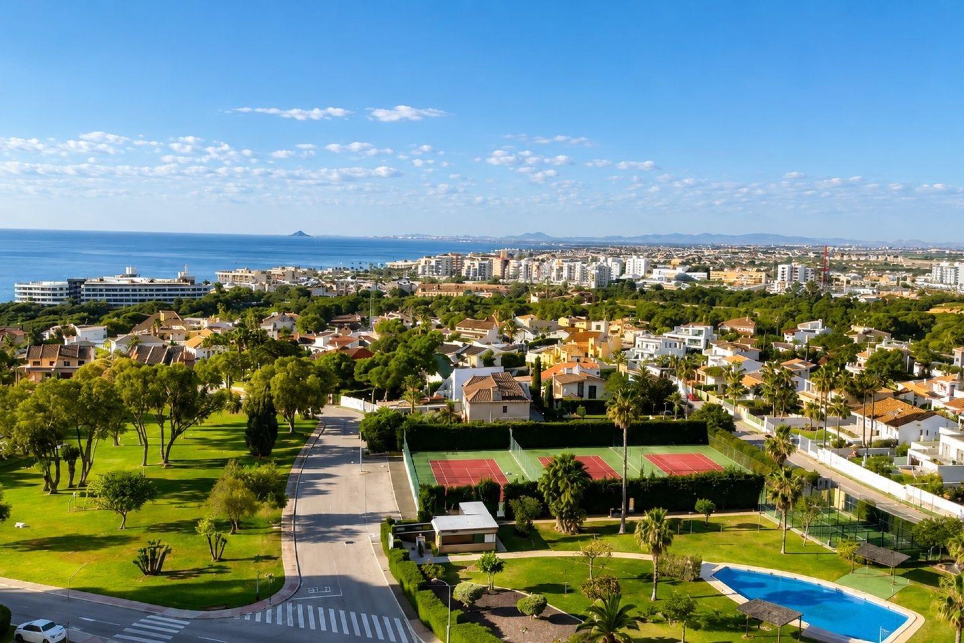 Resale - Apartment - Orihuela Costa - Campoamor