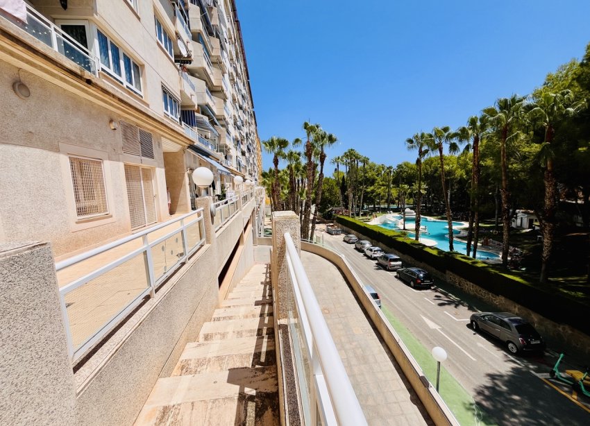 Resale - Apartment - Orihuela Costa - Dehesa De Campoamor