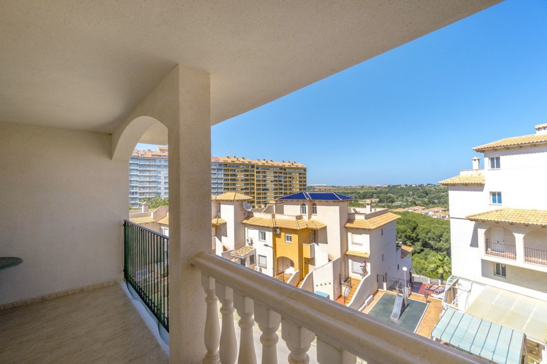 Resale - Apartment - Orihuela Costa - Dehesa De Campoamor
