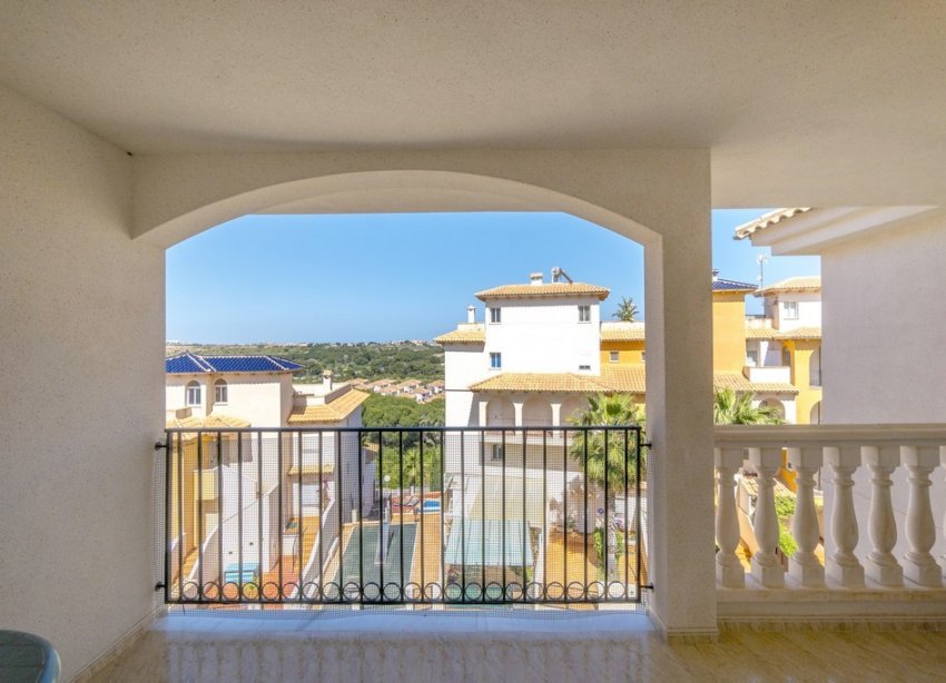 Resale - Apartment - Orihuela Costa - Dehesa De Campoamor