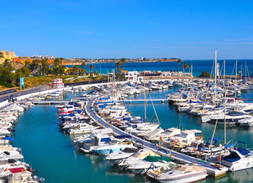 Resale - Apartment - Orihuela Costa - Dehesa De Campoamor