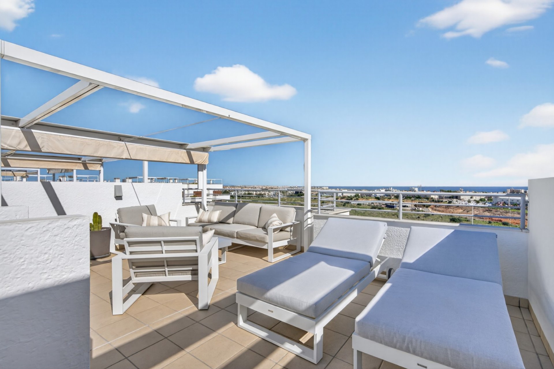 Resale - Apartment - Orihuela Costa - Dehesa de Campoamor