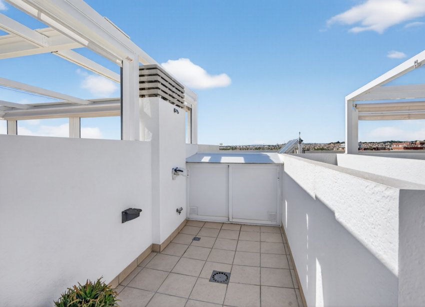 Resale - Apartment - Orihuela Costa - Dehesa de Campoamor