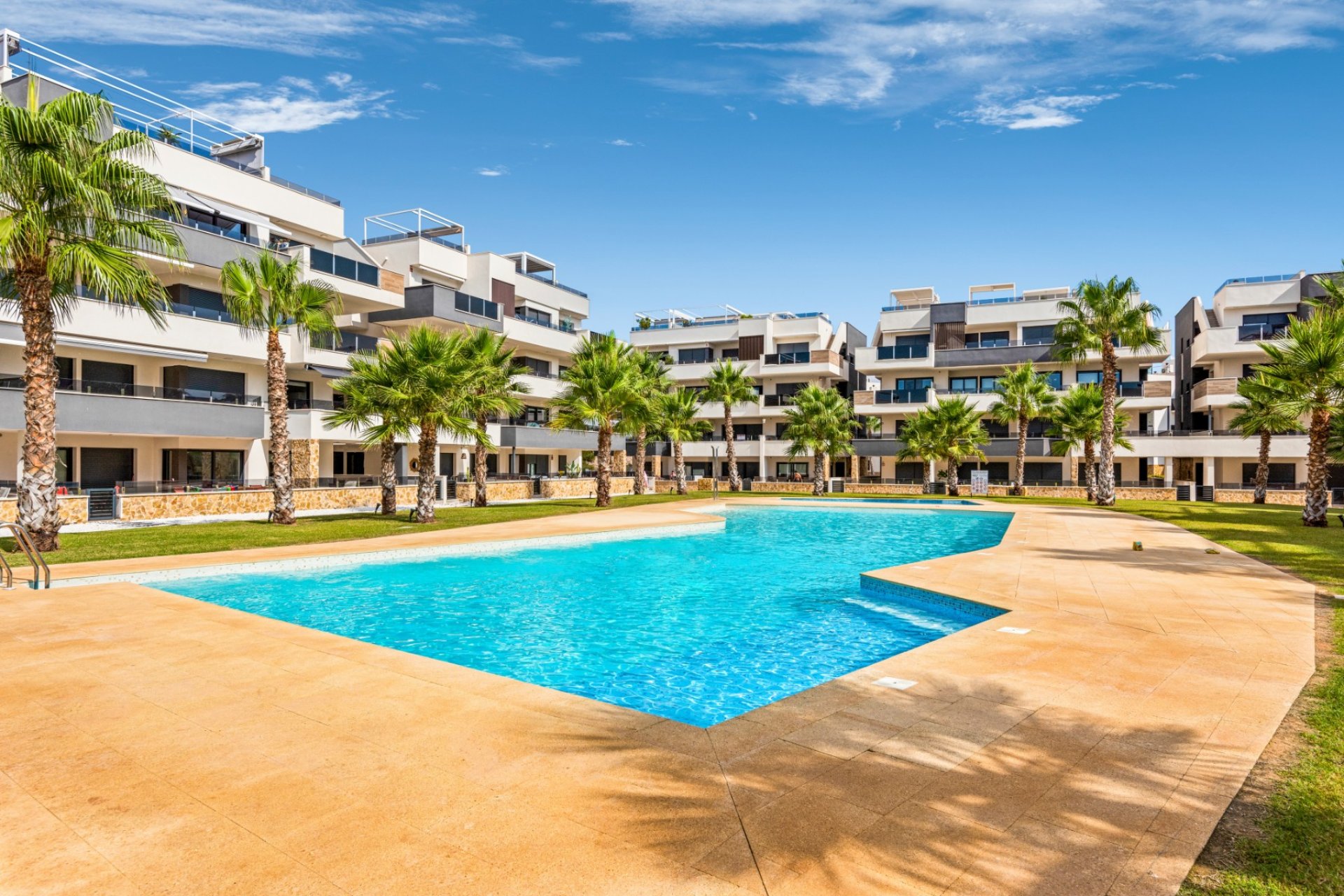 Resale - Apartment - Orihuela Costa - La Florida