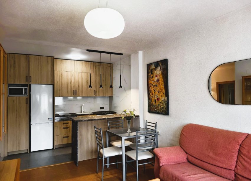 Resale - Apartment - Orihuela Costa - La Regia