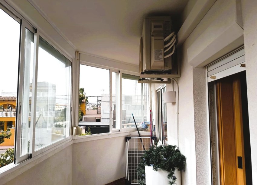 Resale - Apartment - Orihuela Costa - La Regia