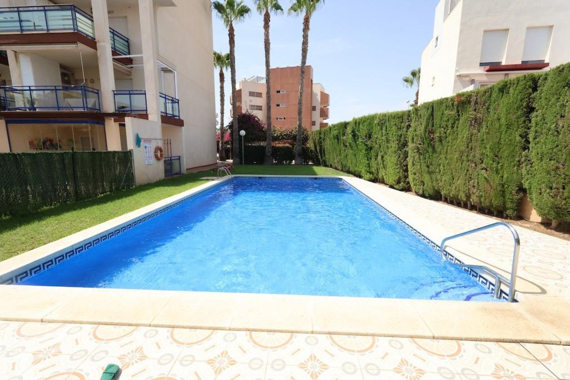Resale - Apartment - Orihuela Costa - La Regia