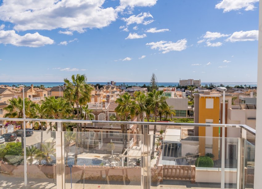 Resale - Apartment - Orihuela Costa - La Zenia- Orihuela costa