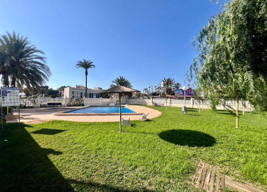 Resale - Apartment - Orihuela Costa - La Zenia