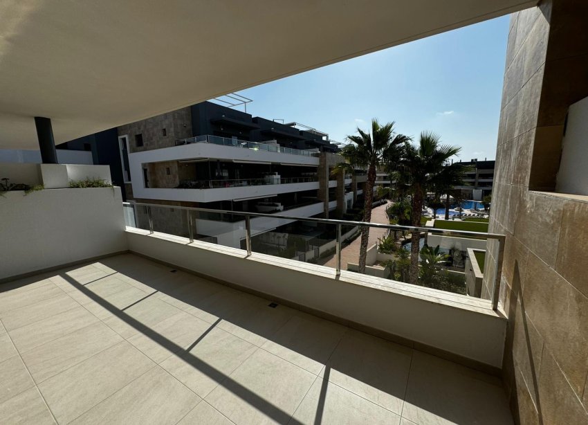 Resale - Apartment - Orihuela Costa - La Zenia