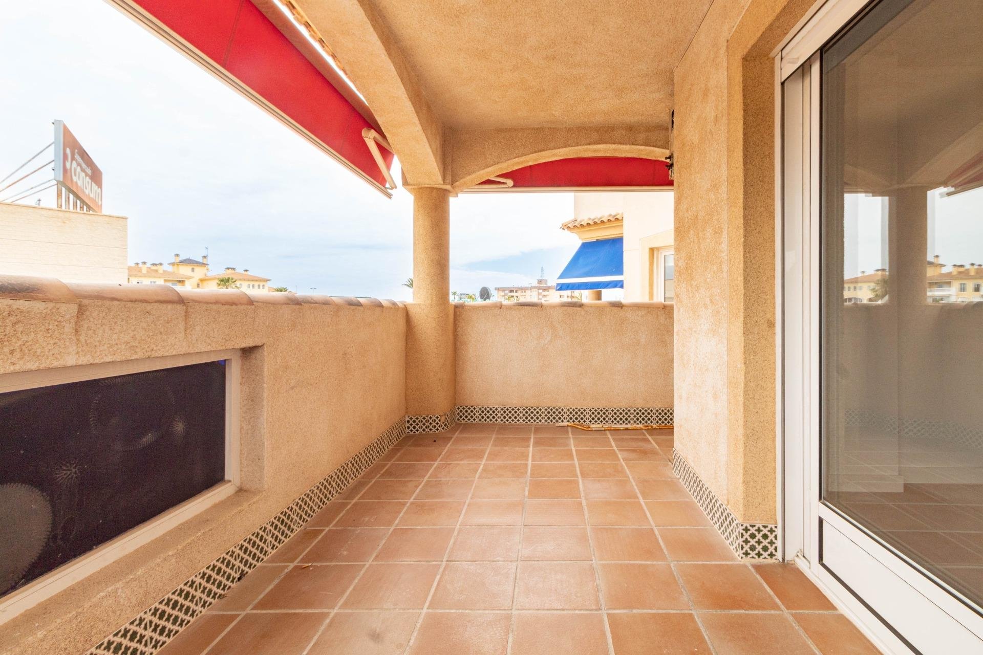 Resale - Apartment - Orihuela Costa - La Zenia